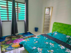 Raihan Homestay Seri Iskandar Perak Near UTP UITM